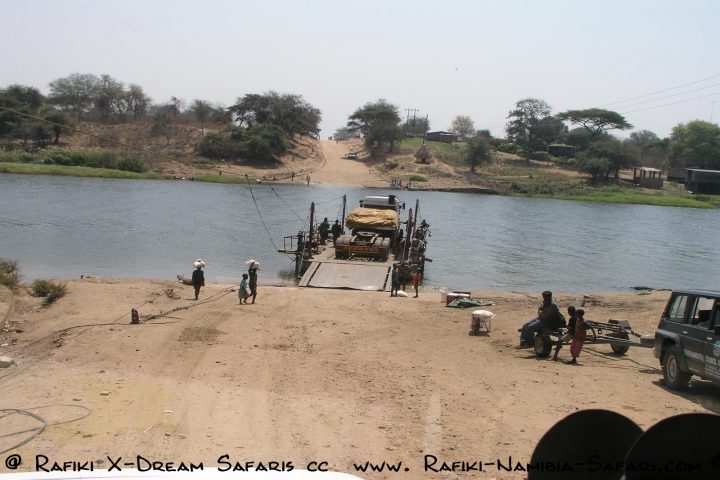 Fähre über den Kafue Fluss - Sambia